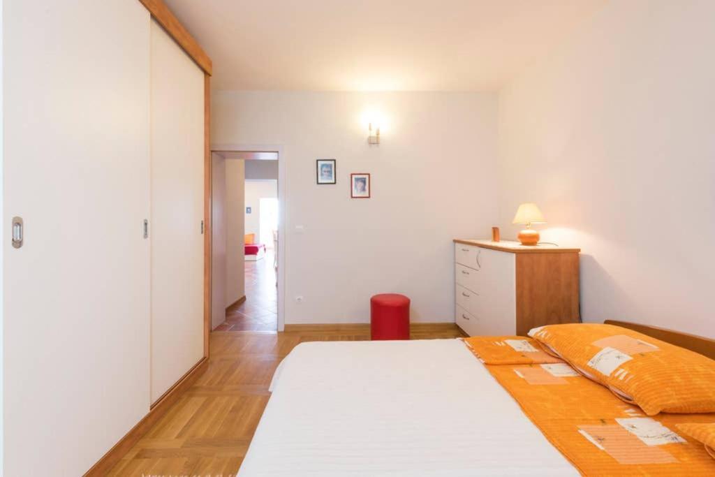 Apartment Jelka- Center Of Hvar Town Luaran gambar