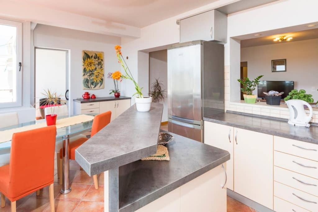 Apartment Jelka- Center Of Hvar Town Luaran gambar
