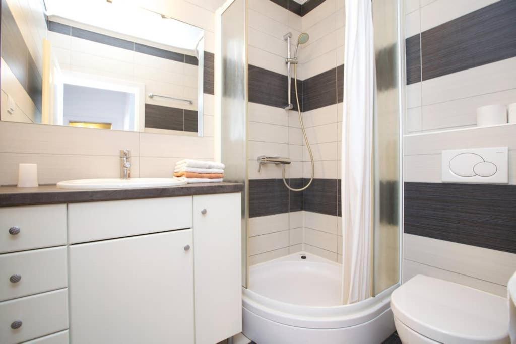 Apartment Jelka- Center Of Hvar Town Luaran gambar