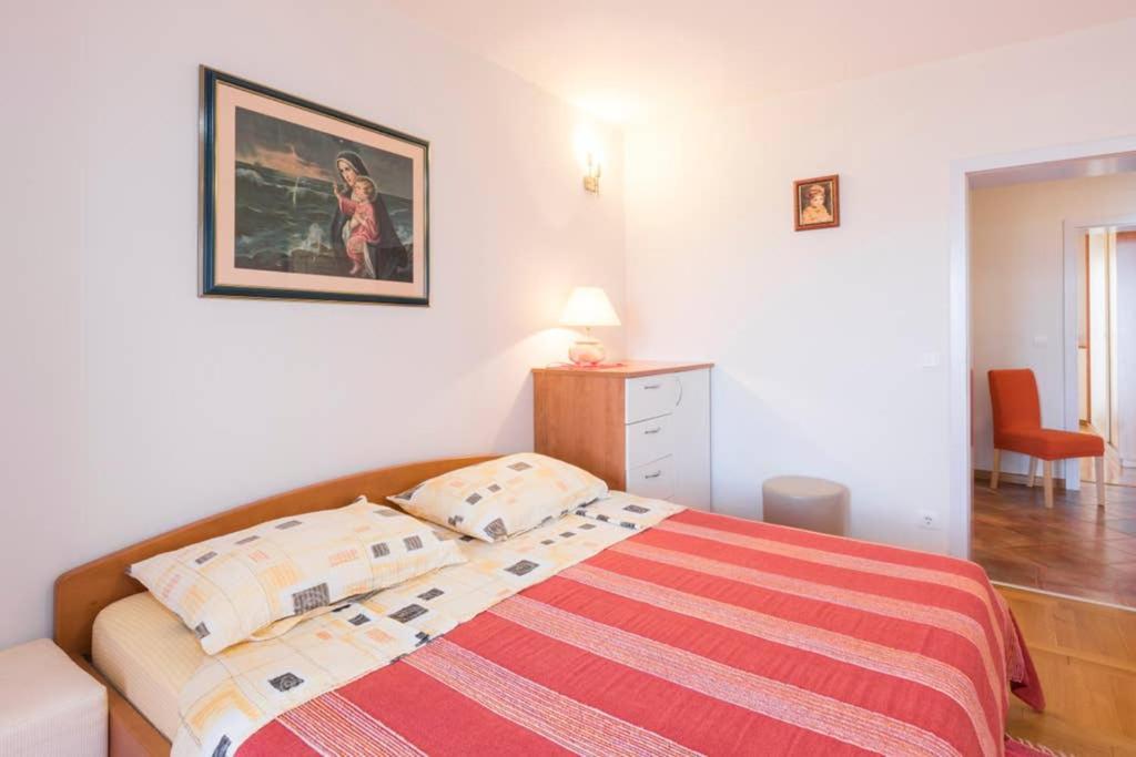 Apartment Jelka- Center Of Hvar Town Luaran gambar