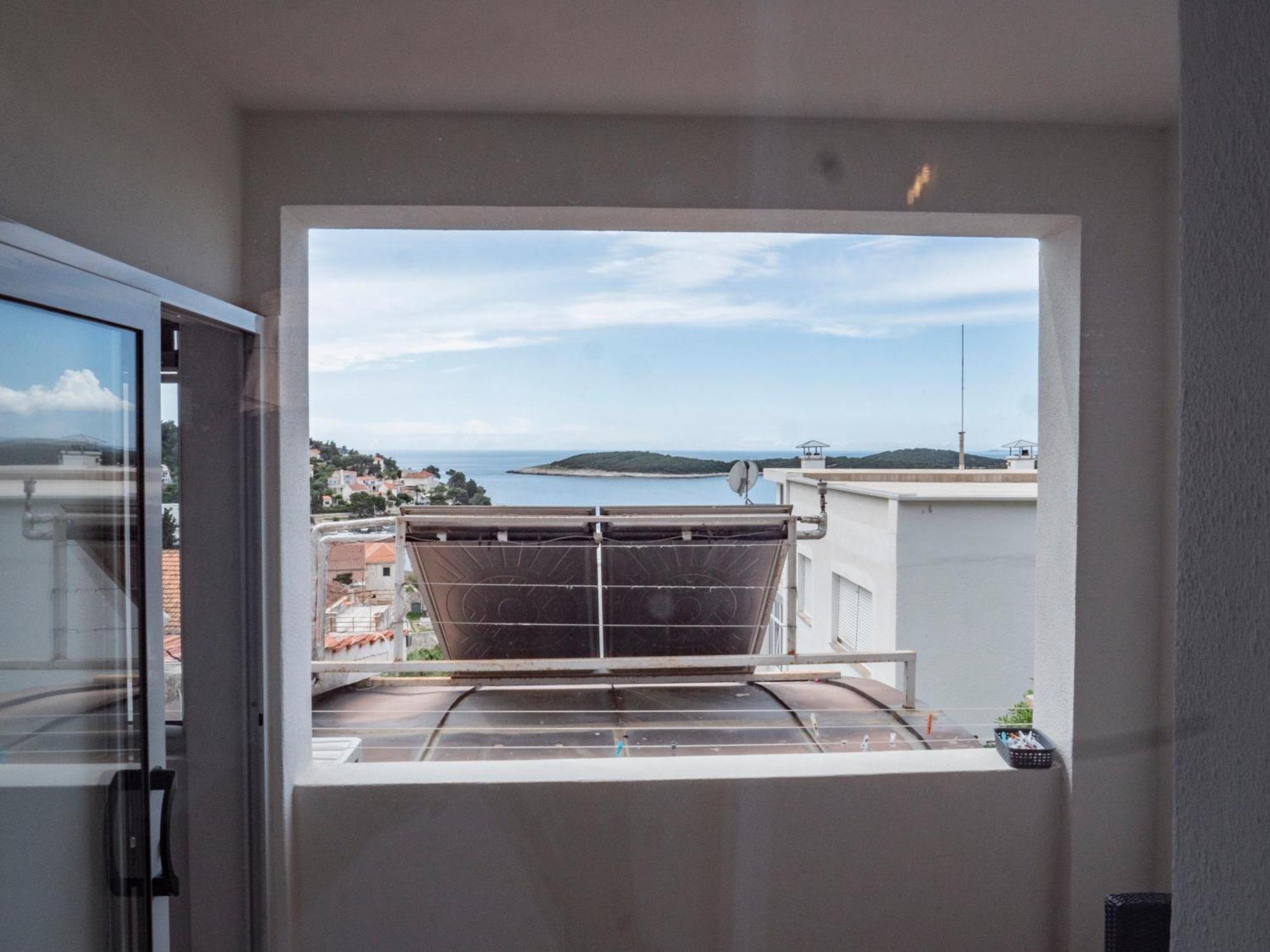 Apartment Jelka- Center Of Hvar Town Luaran gambar