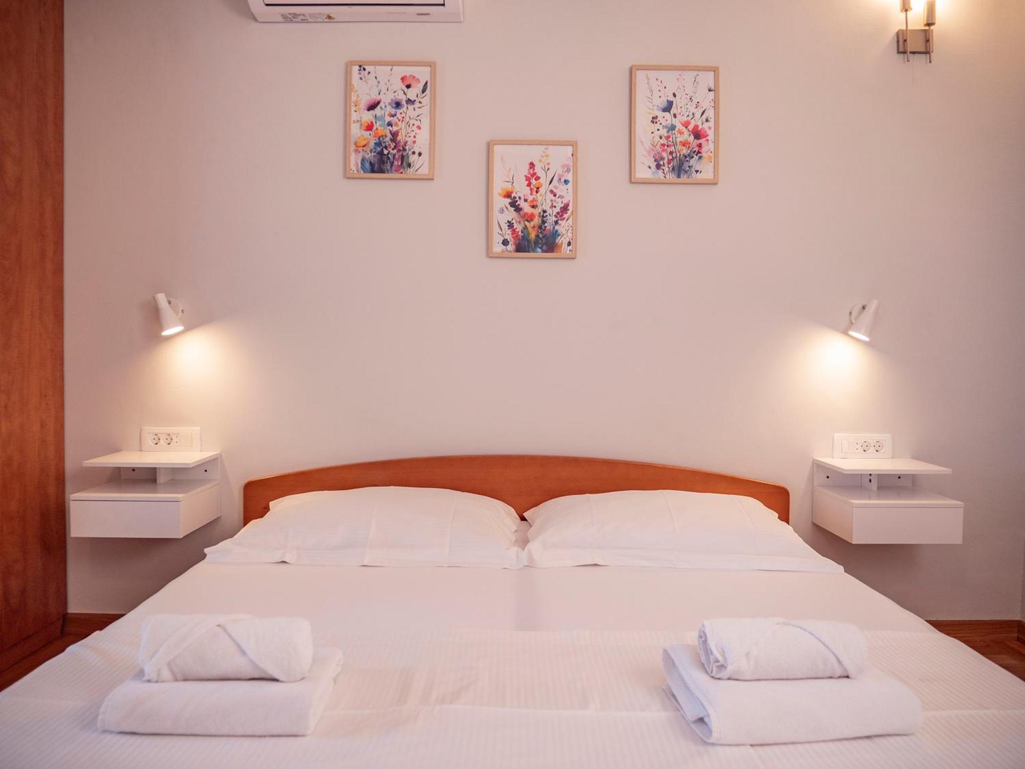 Apartment Jelka- Center Of Hvar Town Luaran gambar